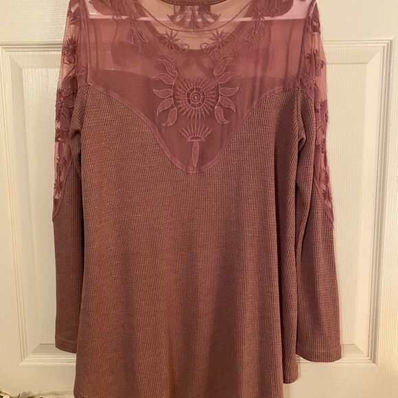 CUTE LACE AND THERMAL FABRIC BLOUSE - Picture 4 of 6